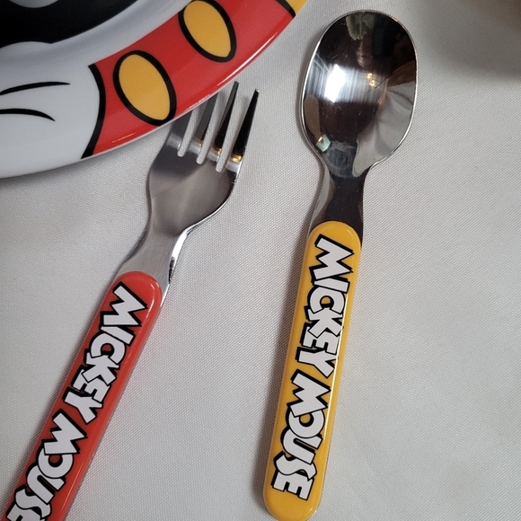 NIB Mickey & Co Mickey Mouse 6 Piece Child's Dish Set - Picture 8 of 9